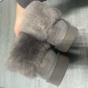 Ugg Fluff Mini EUC